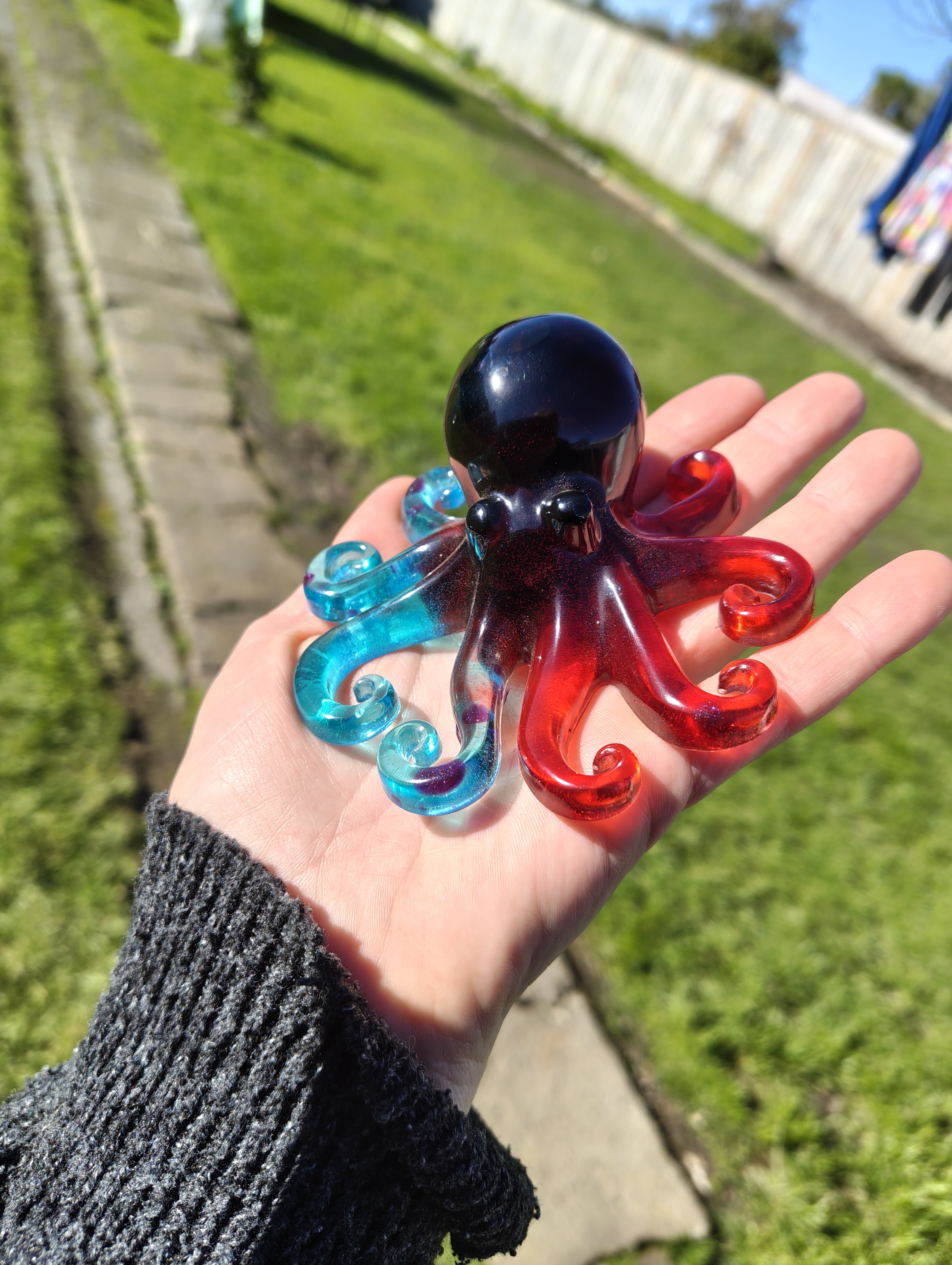 "Fire & Ice" Split Color Resin Octopus