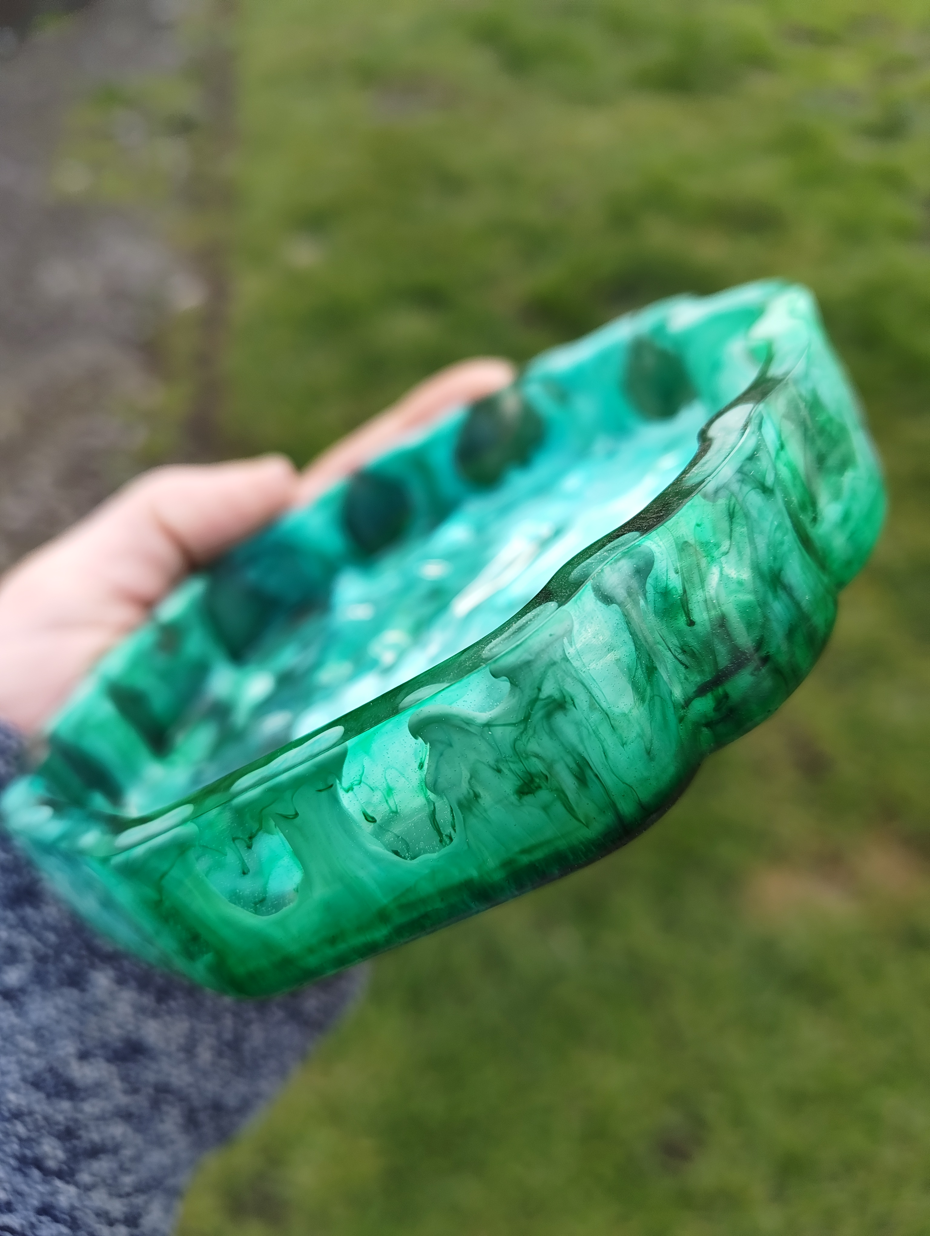 "Siren's Shell" Emerald Seafoam Resin Clam Soap Throne