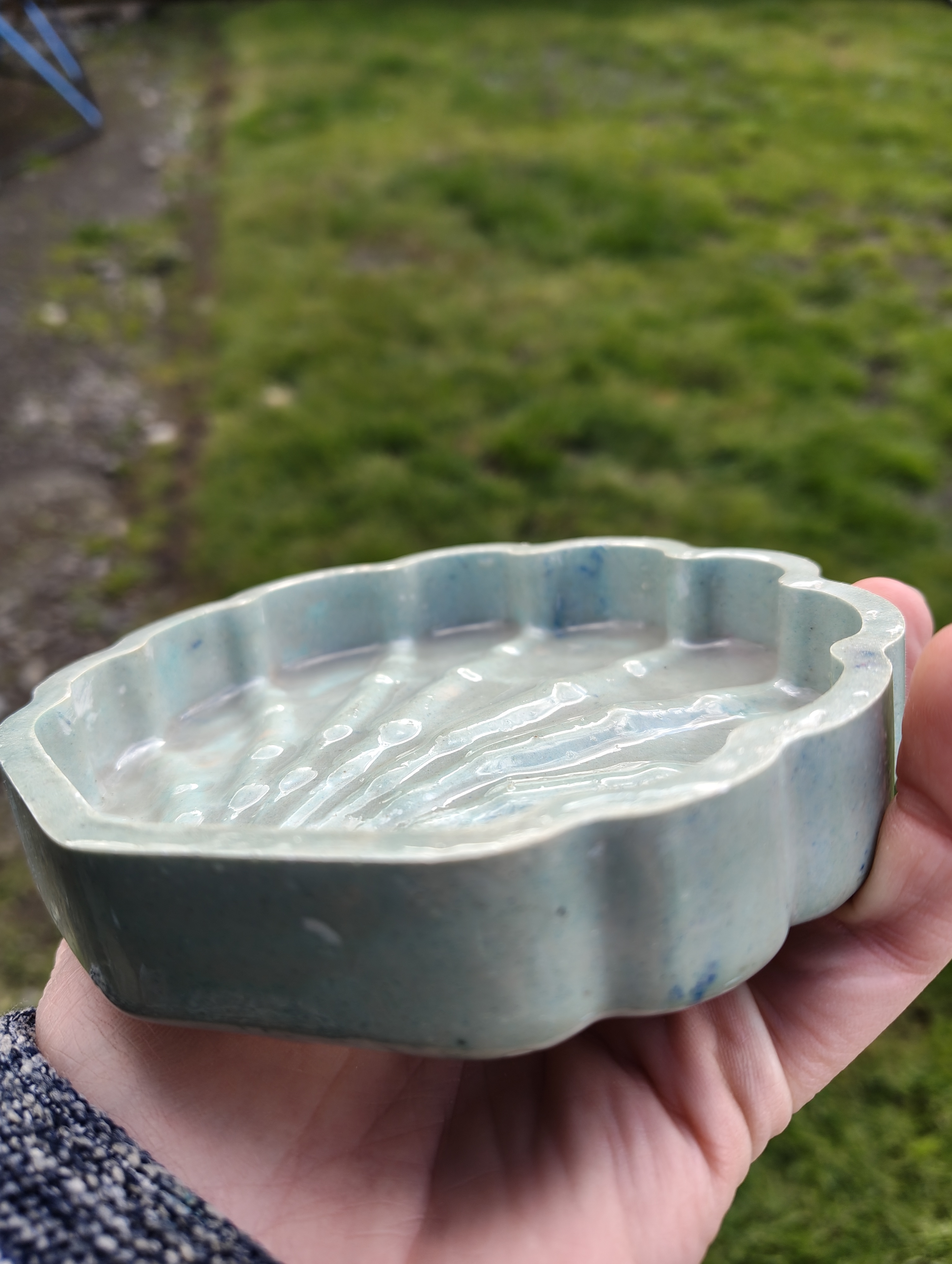 "Seafoam Dream" Duck Egg Blue Eco-Resin Clam Soap Throne