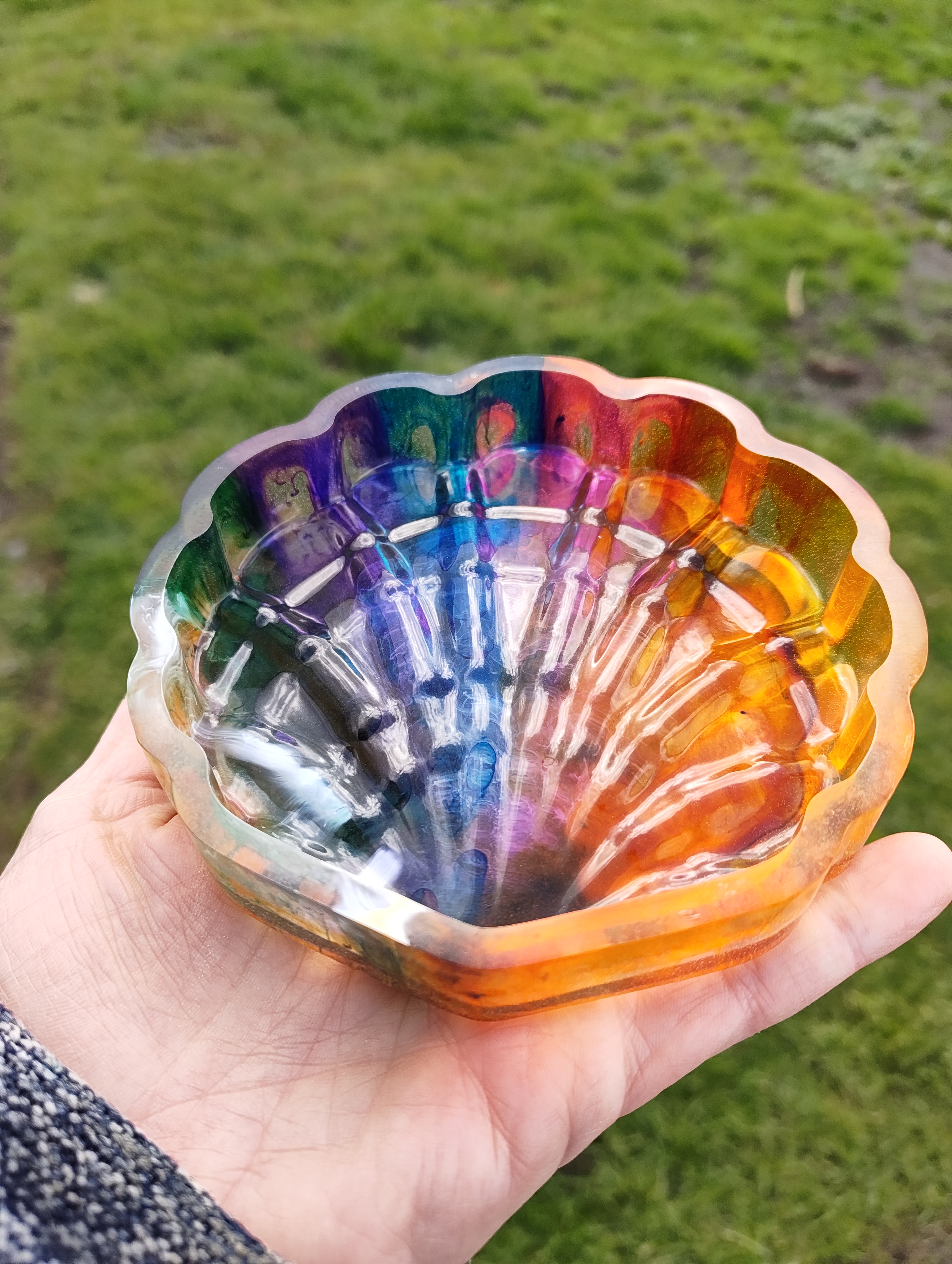 "Prismatic Reef" Rainbow Resin Clam Soap Throne