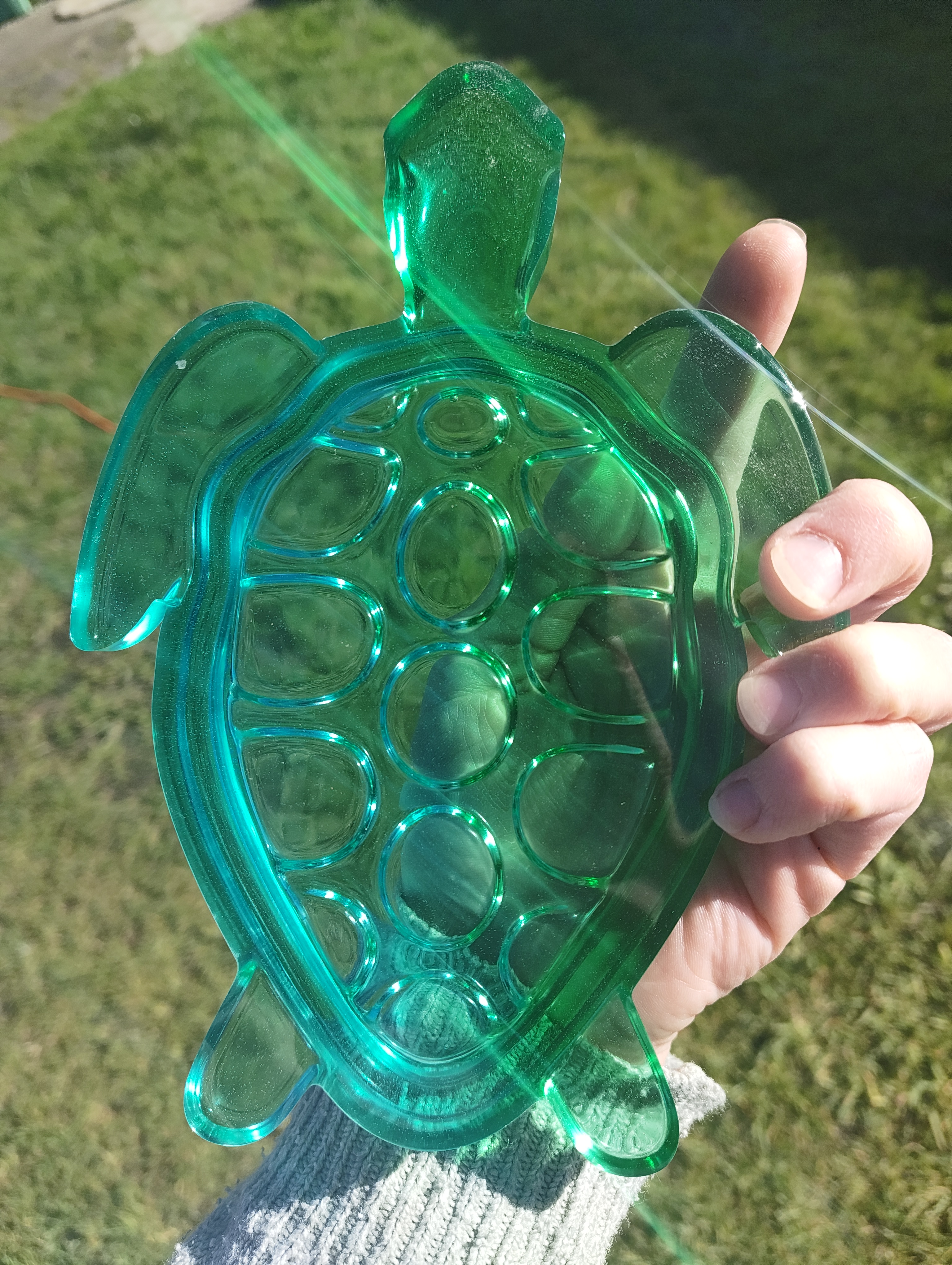"Emerald Glass" Translucent Sea-Green Resin Sea Turtle Soap Throne