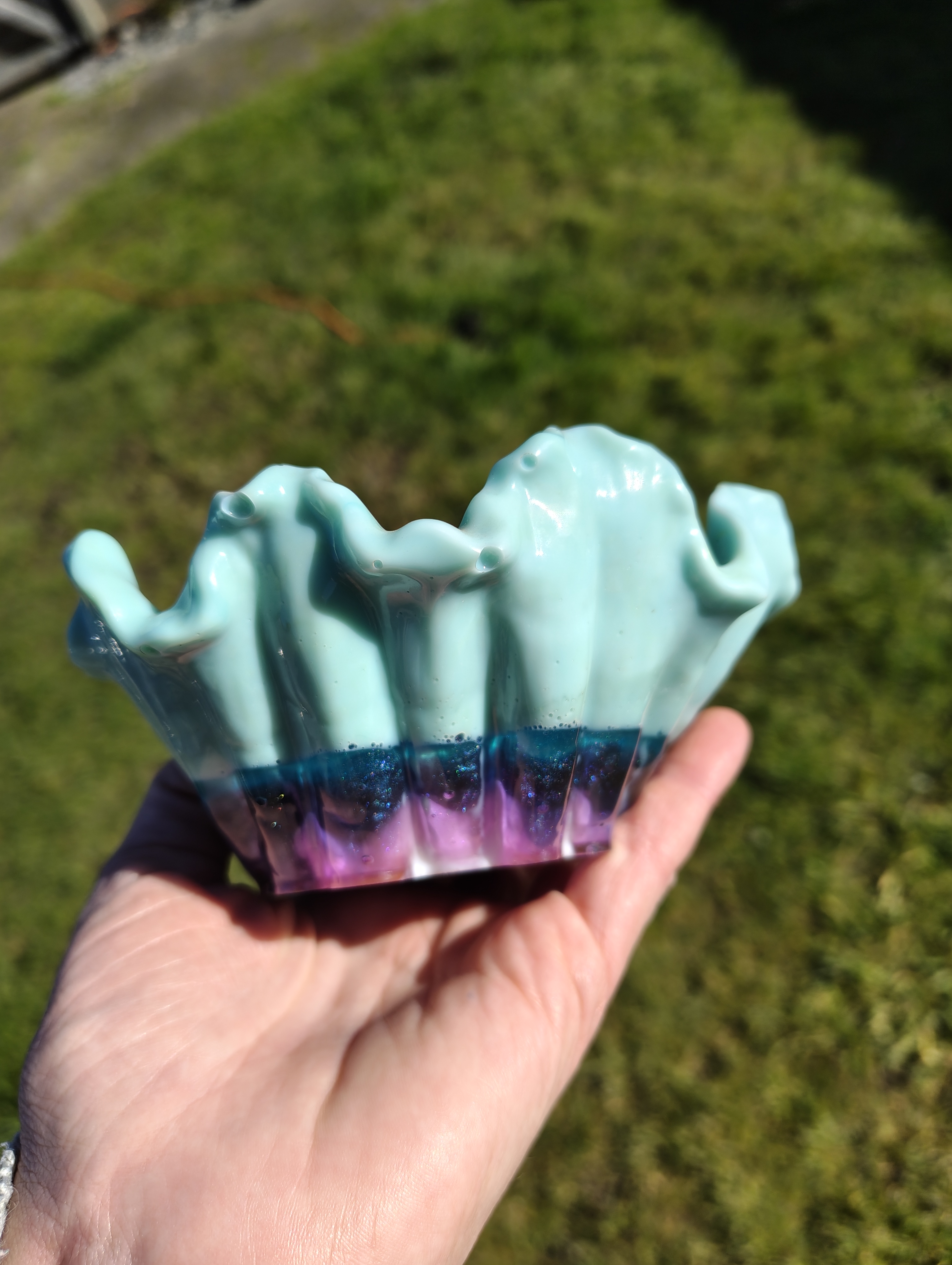 "Mermaid Grotto" Mint & Galaxy Purple Resin Wave Soap Throne