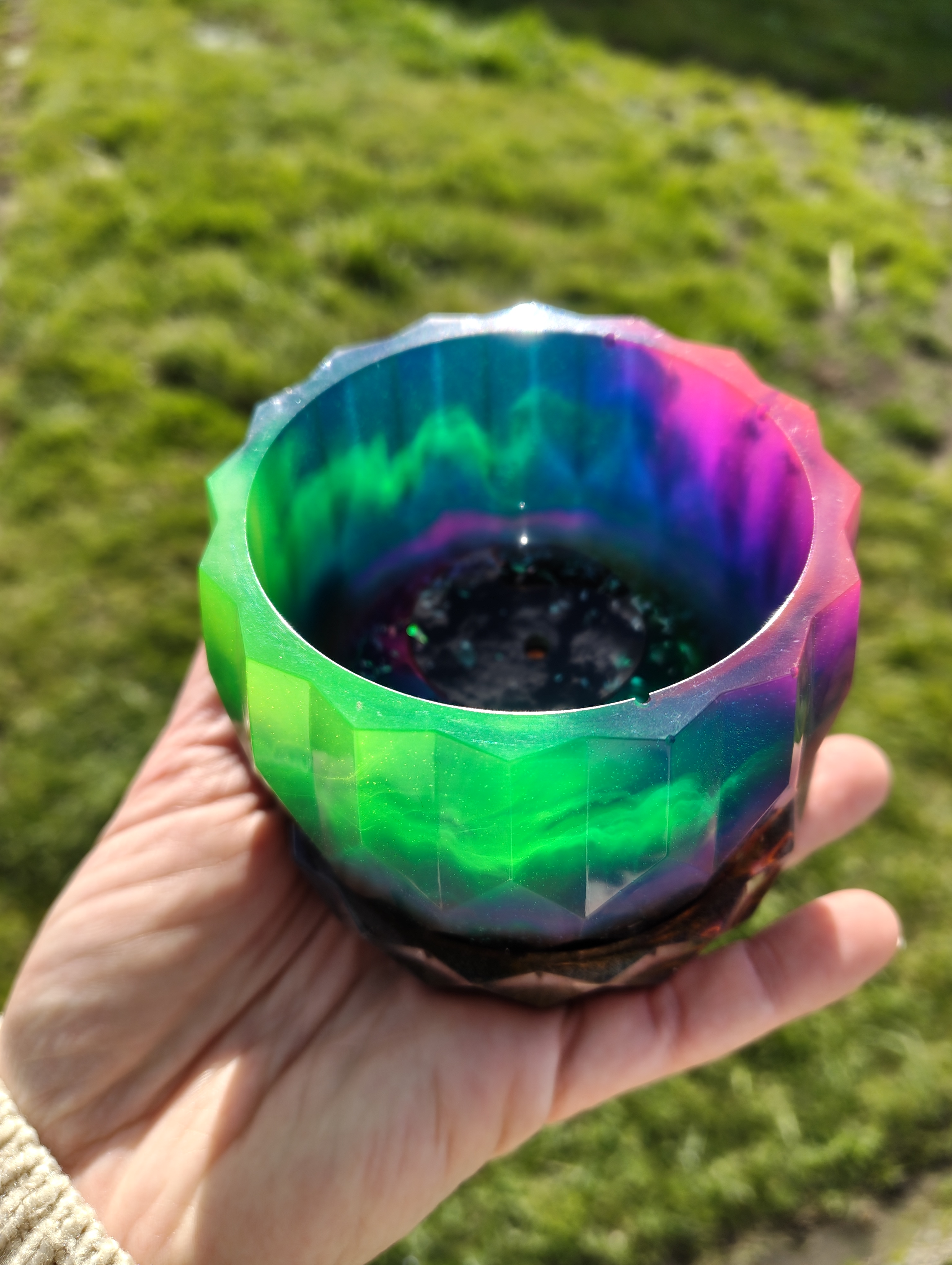 "Northern Lights" Aurora Neon Green & Magenta Geometric Resin Mini Planter Pot & Tray Set