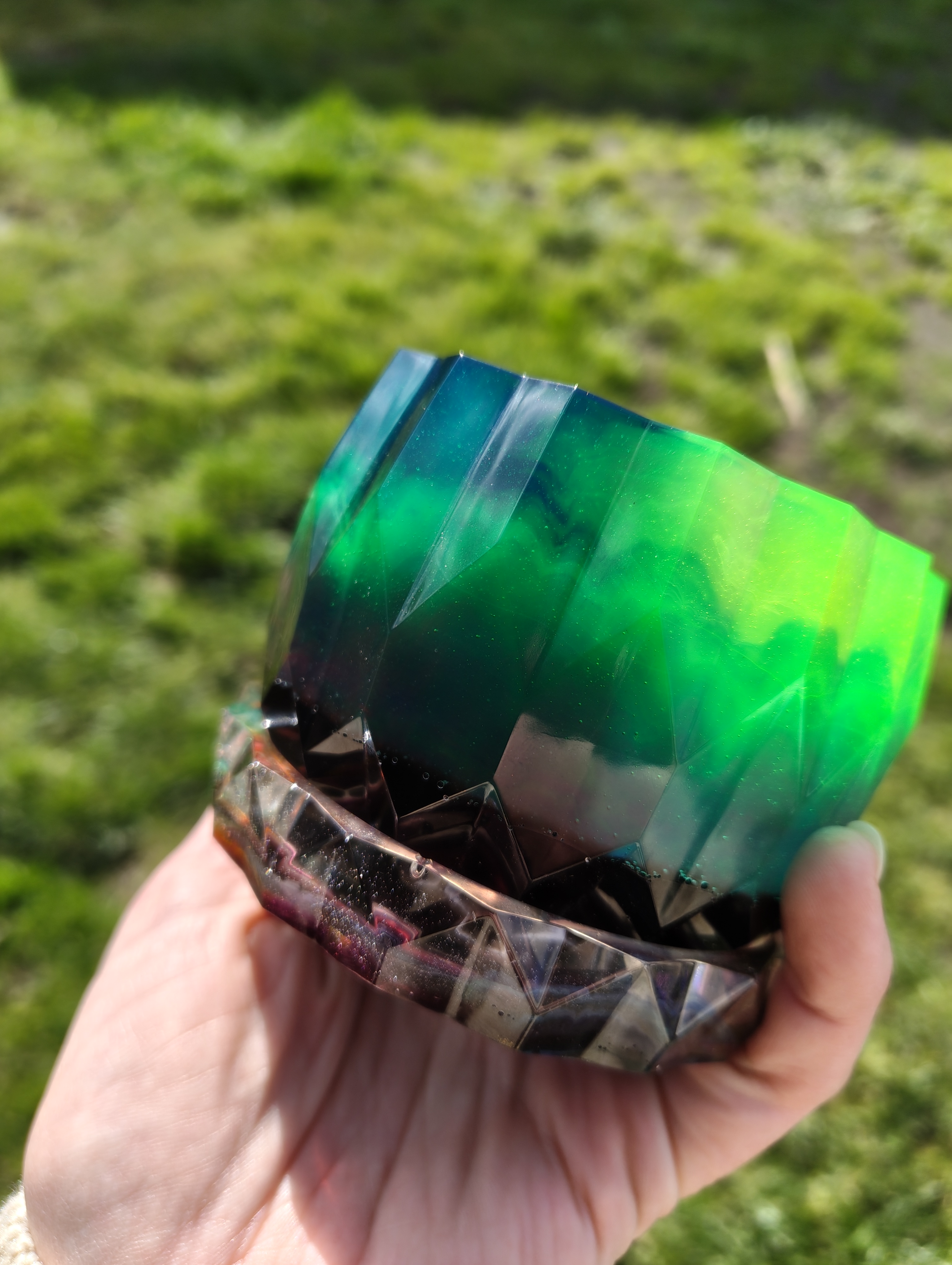 "Northern Lights" Aurora Neon Green & Magenta Geometric Resin Mini Planter Pot & Tray Set